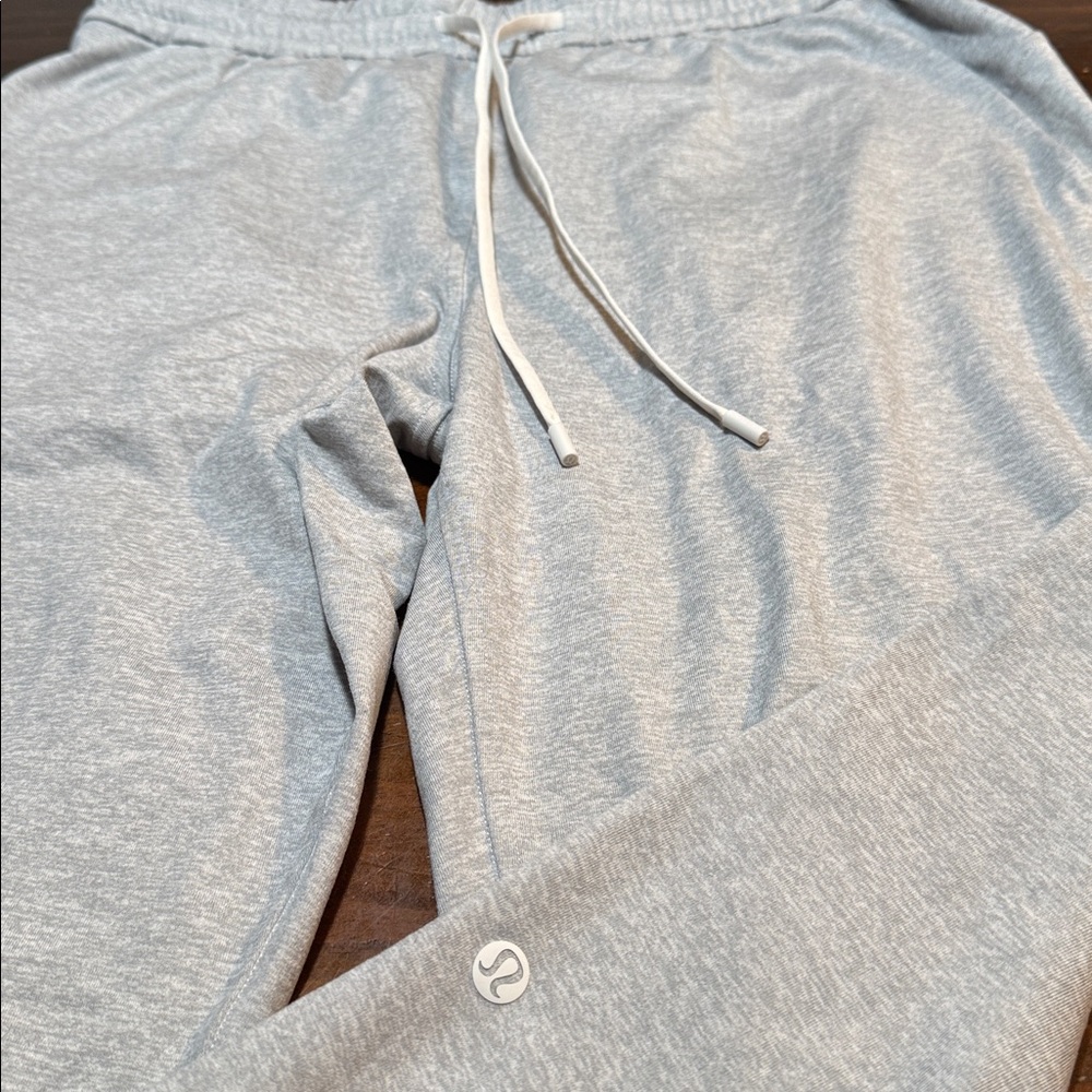 NEW LULULEMON HIGH WAISTED JOGGERS🖤